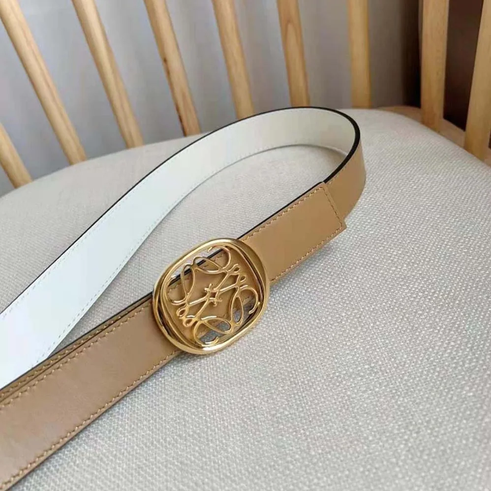 Loewe Reversible Anagram Ellipse Belt in Smooth Calfskin for Women in Beige Loewe Reversible Anagram Ellipse Belt in Smooth Calfskin for Women in Beige