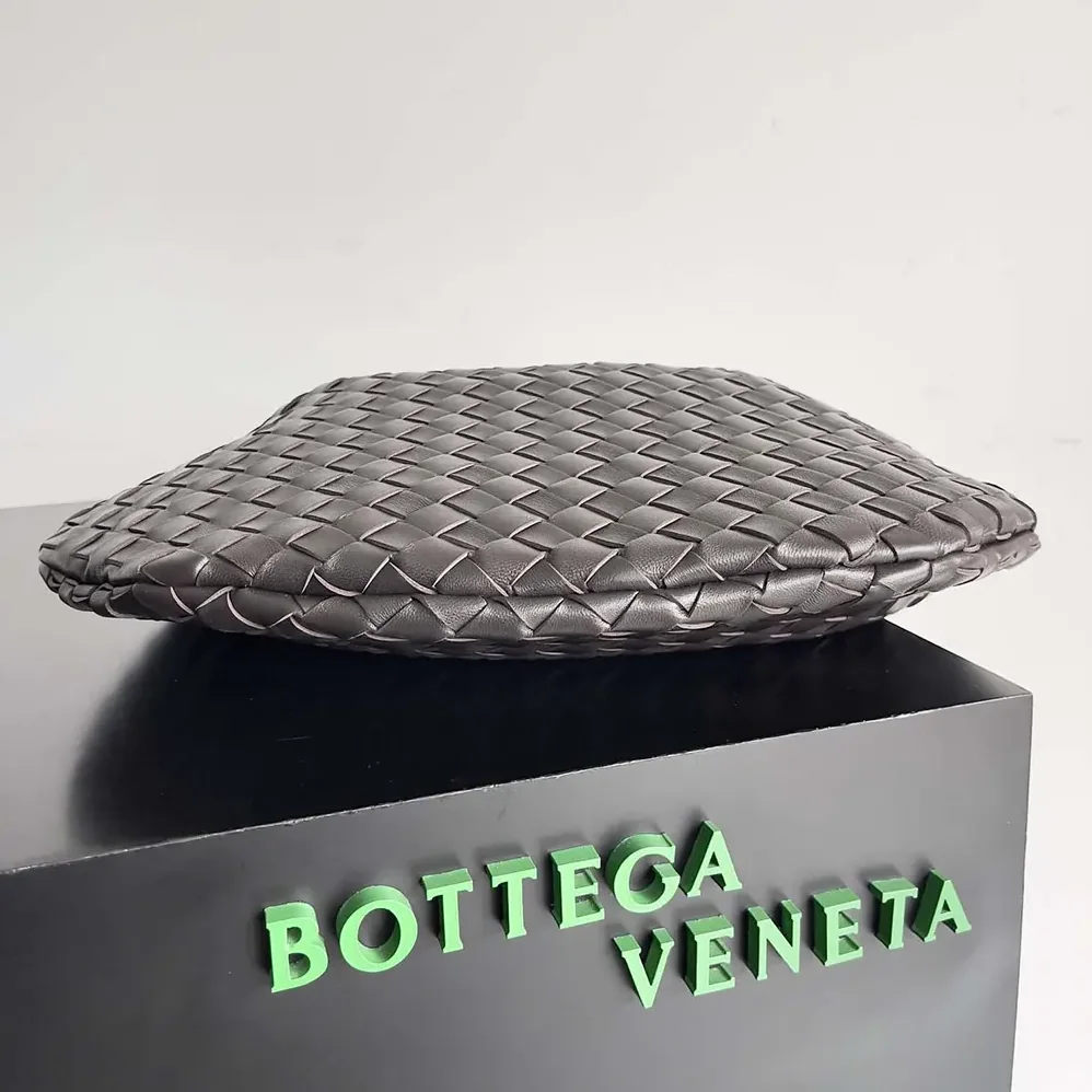 Bottega Veneta Large Sardine Shoulder Bag in Lambskin Leather for Women Bottega Veneta Large Sardine Shoulder Bag in Lambskin Leather for Women