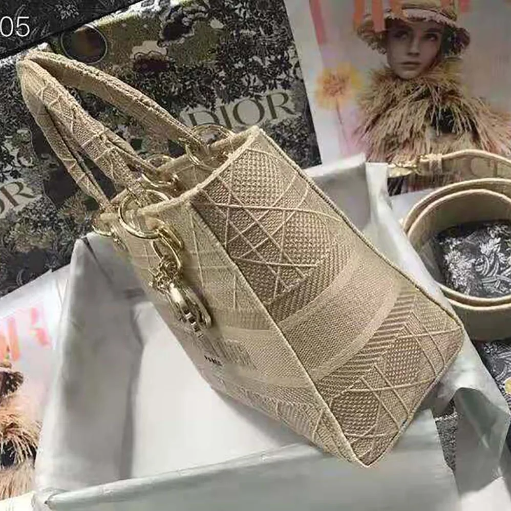 Dior Medium Lady D-Lite Bag Cannage Embroidery in Sandy Dior Medium Lady D-Lite Bag Cannage Embroidery in Sandy