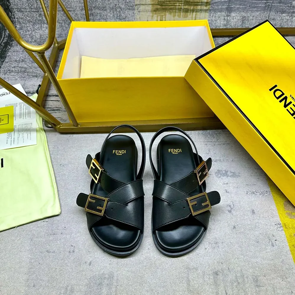 Fendi Feel Black Leather Slides for Women