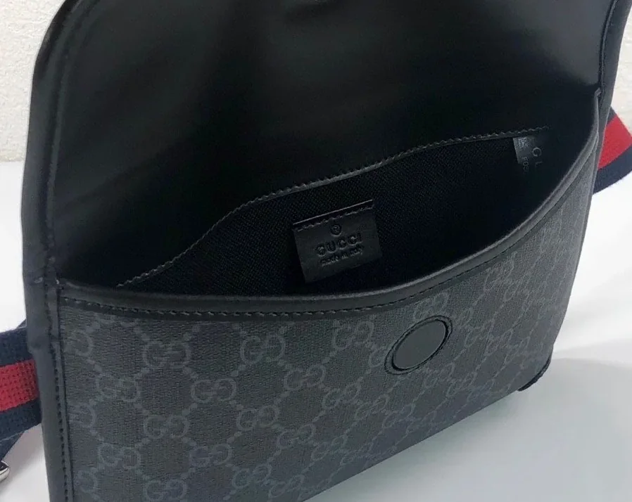 Gucci GG Black Belt Bag Black/Grey GG Supreme Canvas With Black / Gucci GG Black Belt Bag Black/Grey GG Supreme Canvas With Black /