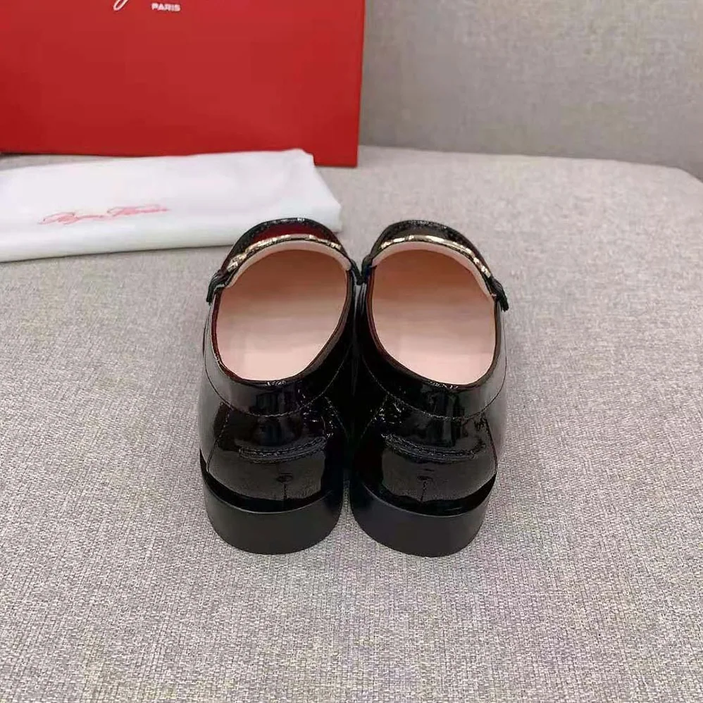 Roger Vivier Metal Buckle Morsetto Loafers in Patent Leather for Women Roger Vivier Metal Buckle Morsetto Loafers in Patent Leather for Women