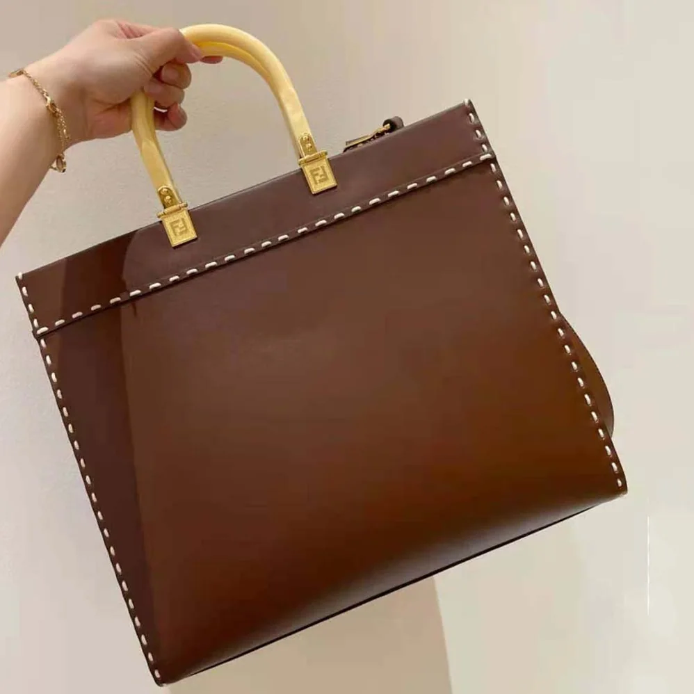 Fendi Sunshine Medium Leather Shopper for Women in Maroon