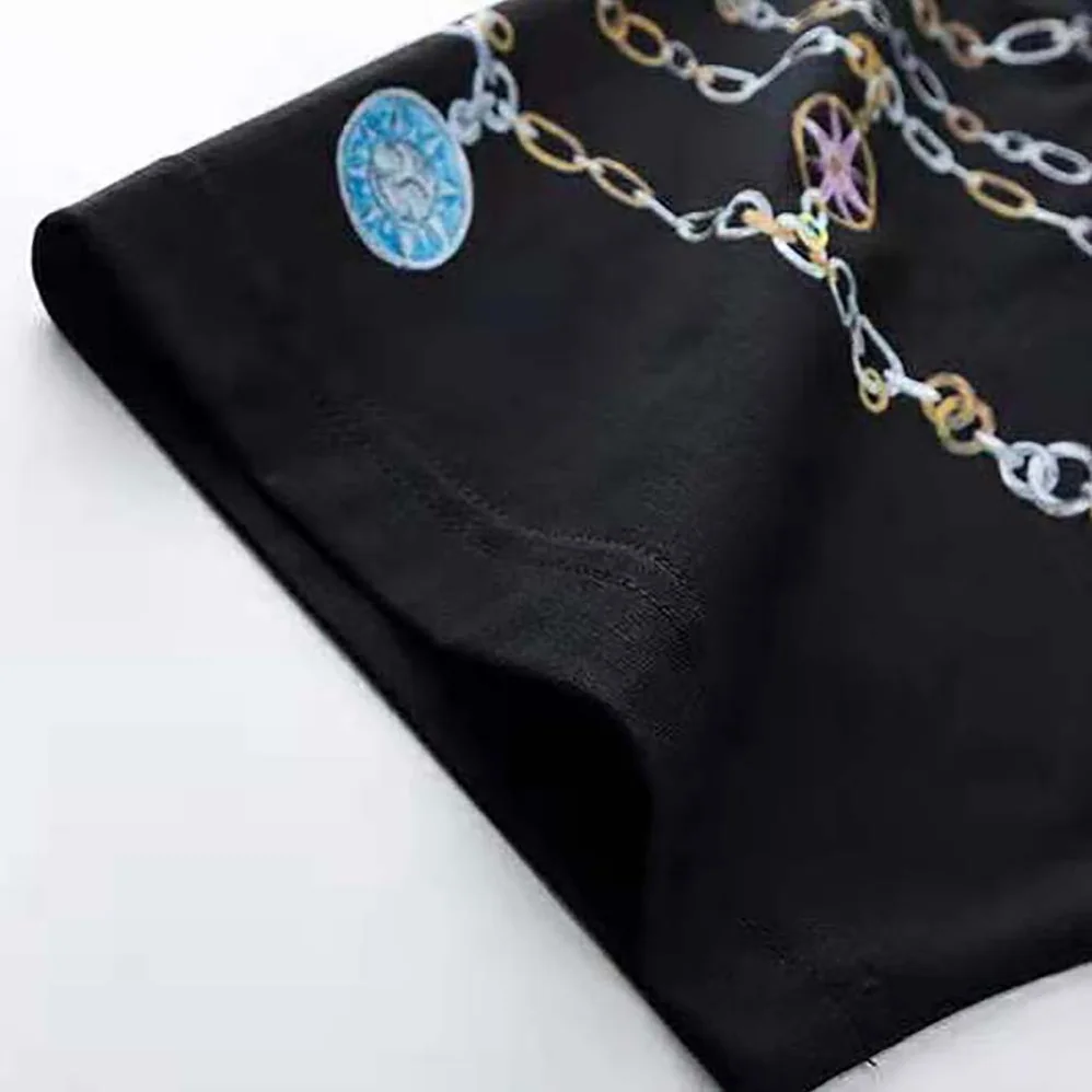Givenchy Charms Masculine T-shirt for Women in Black