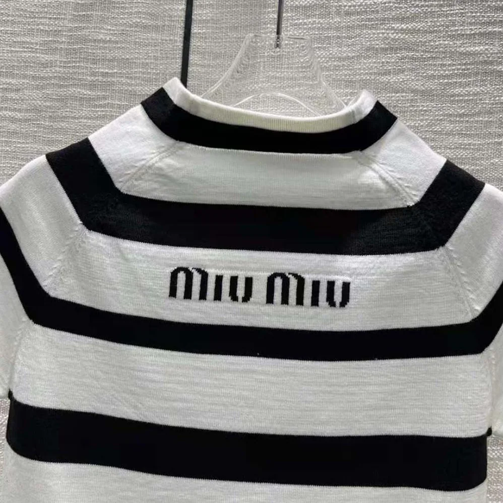 Miu Miu Cashmere and Silk Turtleneck Sweater for Women in White