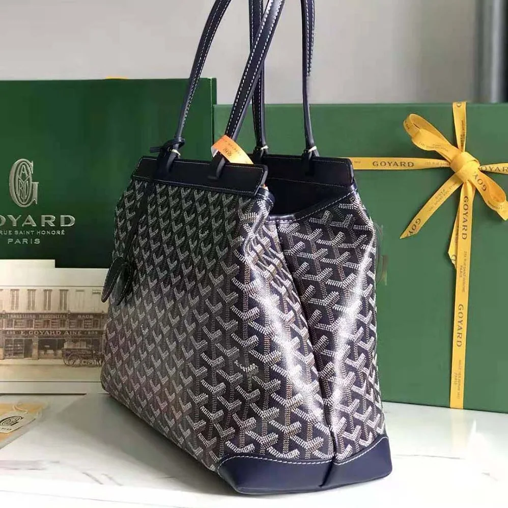 Goyard Bellechasse Biaude PM Bag for Women in Navy Goyard Bellechasse Biaude PM Bag for Women in Navy