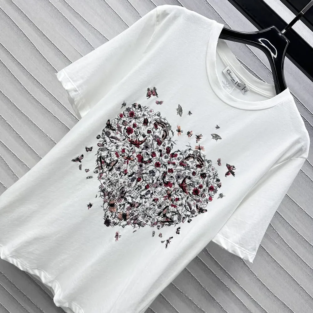 Dior Dioramour Embroidered T-Shirt White Cotton and Linen Jersey for Women Dior Dioramour Embroidered T-Shirt White Cotton and Linen Jersey for Women