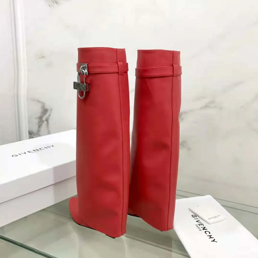 Givenchy Also Available in Wide Fit Shark Lock Boots in Leather for Women in Red Givenchy Also Available in Wide Fit Shark Lock Boots in Leather for Women in Red