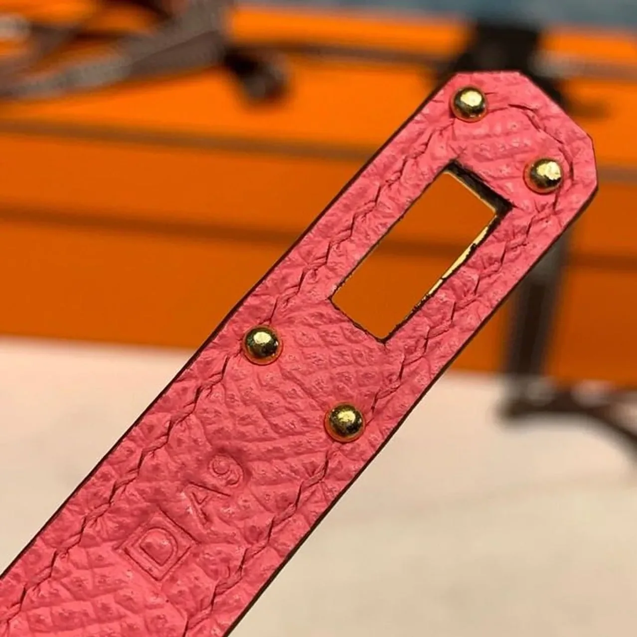 Hermes Kelly Wallet To Go Woc Pink With Gold Toned Hardware Bag / Hermes Kelly Wallet To Go Woc Pink With Gold Toned Hardware Bag /