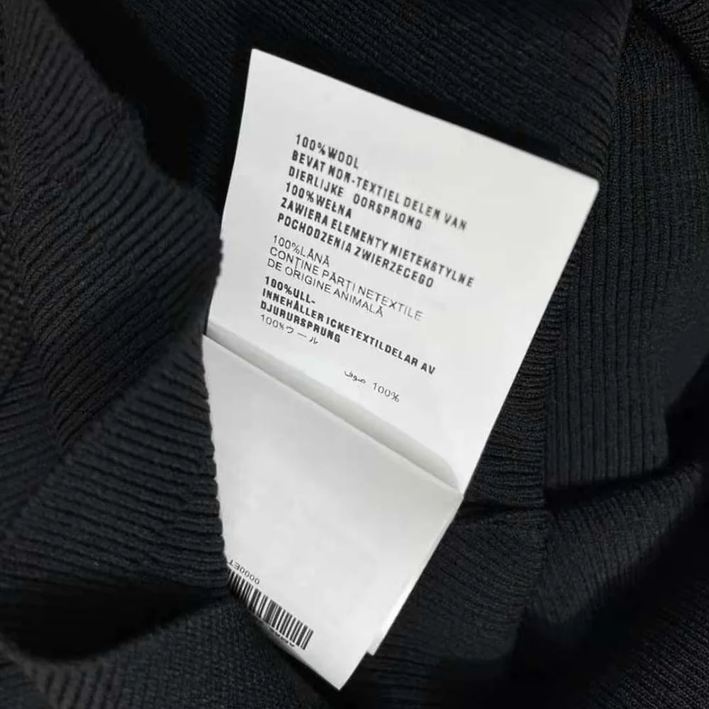 Miu Miu Viscose Tank Top with Intarsia Logo for Women in Black Miu Miu Viscose Tank Top with Intarsia Logo for Women in Black