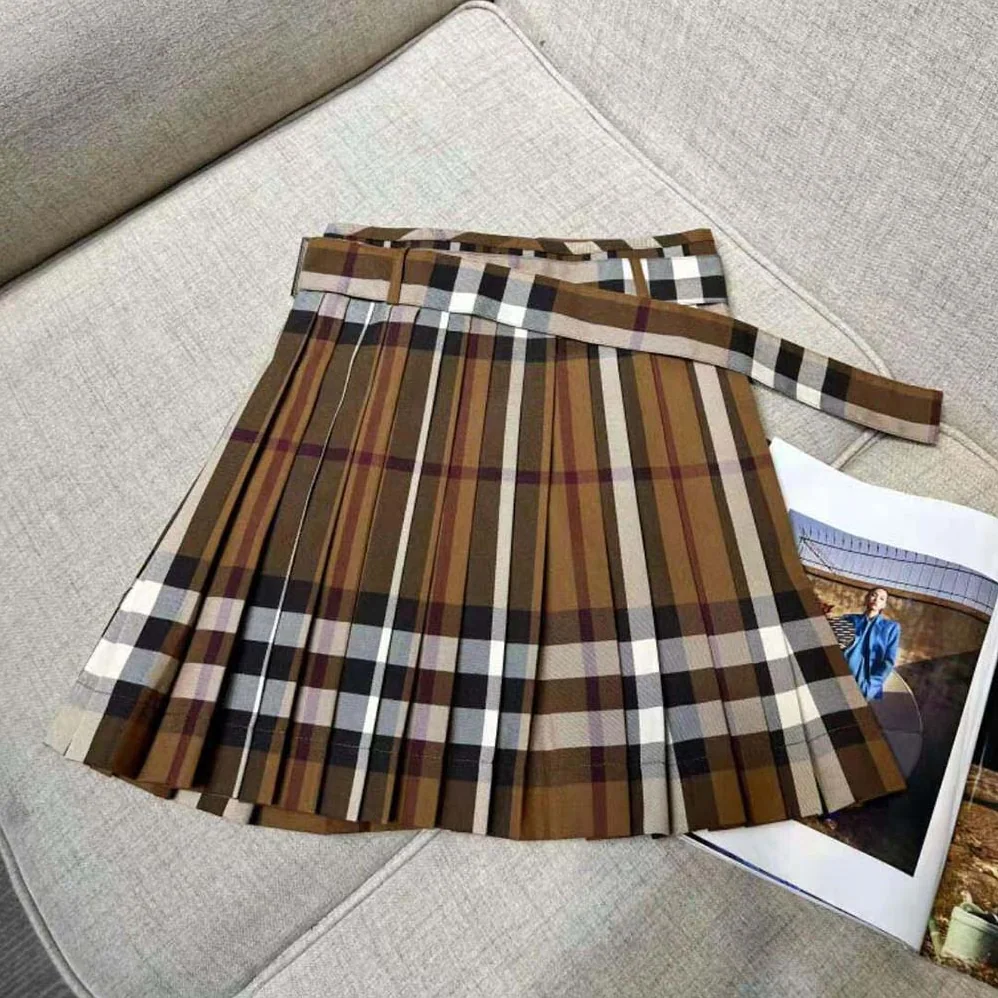 Burberry Check Wool Pleated Skirt for Women Burberry Check Wool Pleated Skirt for Women