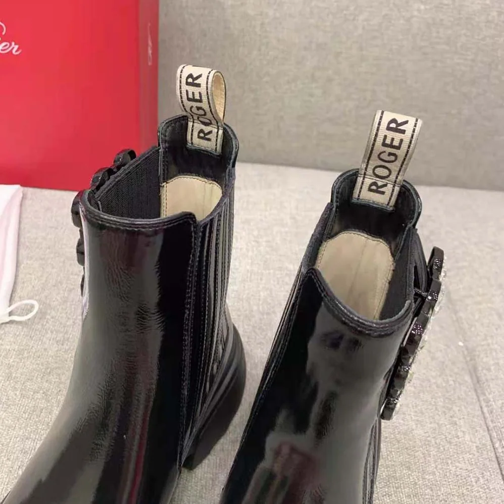 Roger Vivier Wallaviv Strass Buckle Chelsea Ankle Boots in Patent Leather for Women Roger Vivier Wallaviv Strass Buckle Chelsea Ankle Boots in Patent Leather for Women