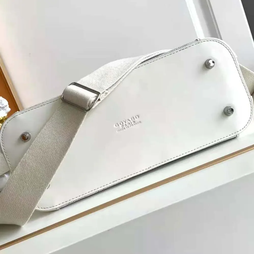 Goyard Vendôme PM Bag for Women in White Goyard Vendôme PM Bag for Women in White