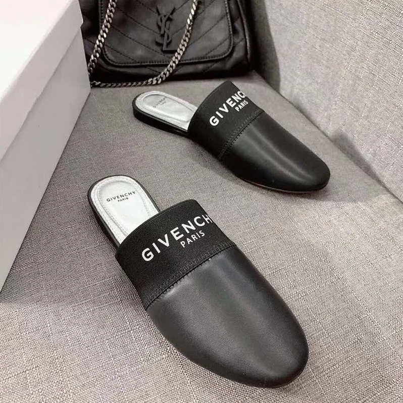 Givenchy Shoes Givenchy Paris Flat Mules in Calf Leather for Women Givenchy Shoes Givenchy Paris Flat Mules in Calf Leather for Women