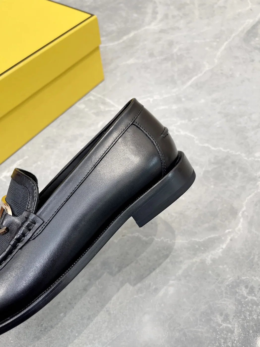 Fendi FD OLock Loafers Black