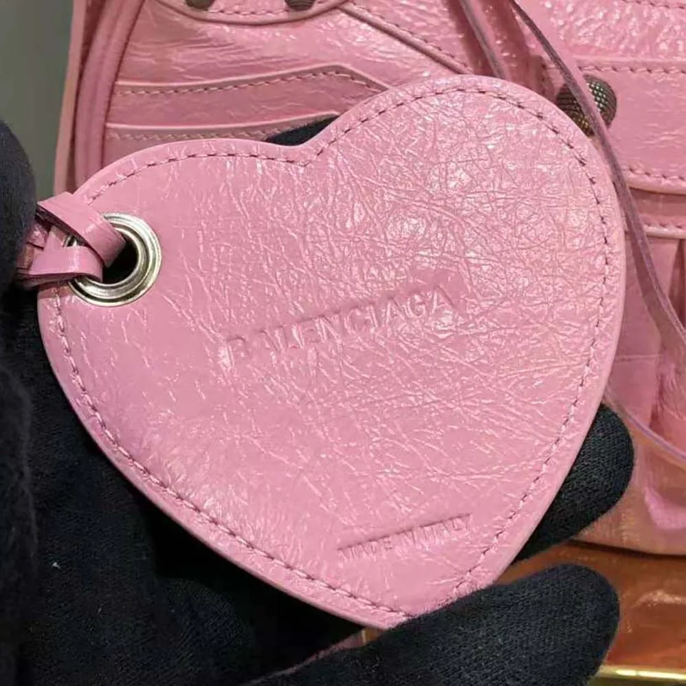 Balenciaga Le Cagole XS Shoulder Bag for Women in Pink Balenciaga Le Cagole XS Shoulder Bag for Women in Pink