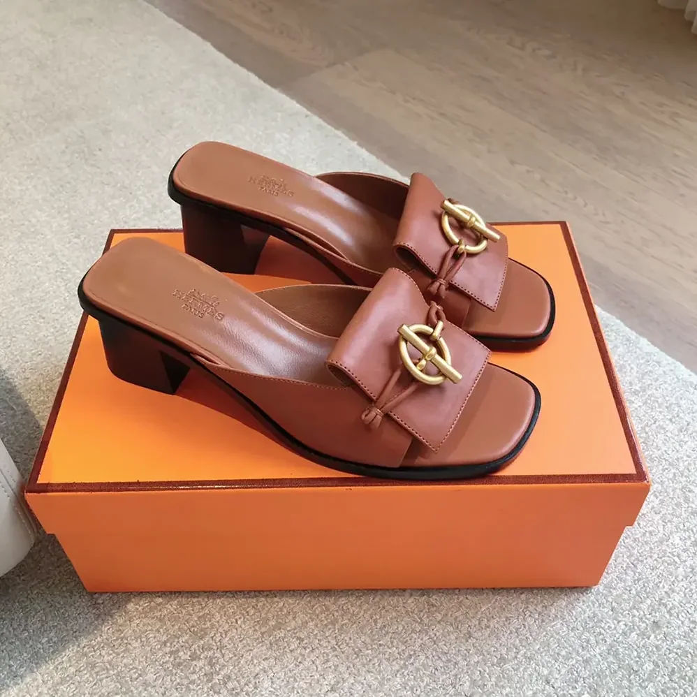 Hermes Ilot 50 Sandal in Calfskin Leather-Brown H241142Z for Women Hermes Ilot 50 Sandal in Calfskin Leather-Brown H241142Z for Women