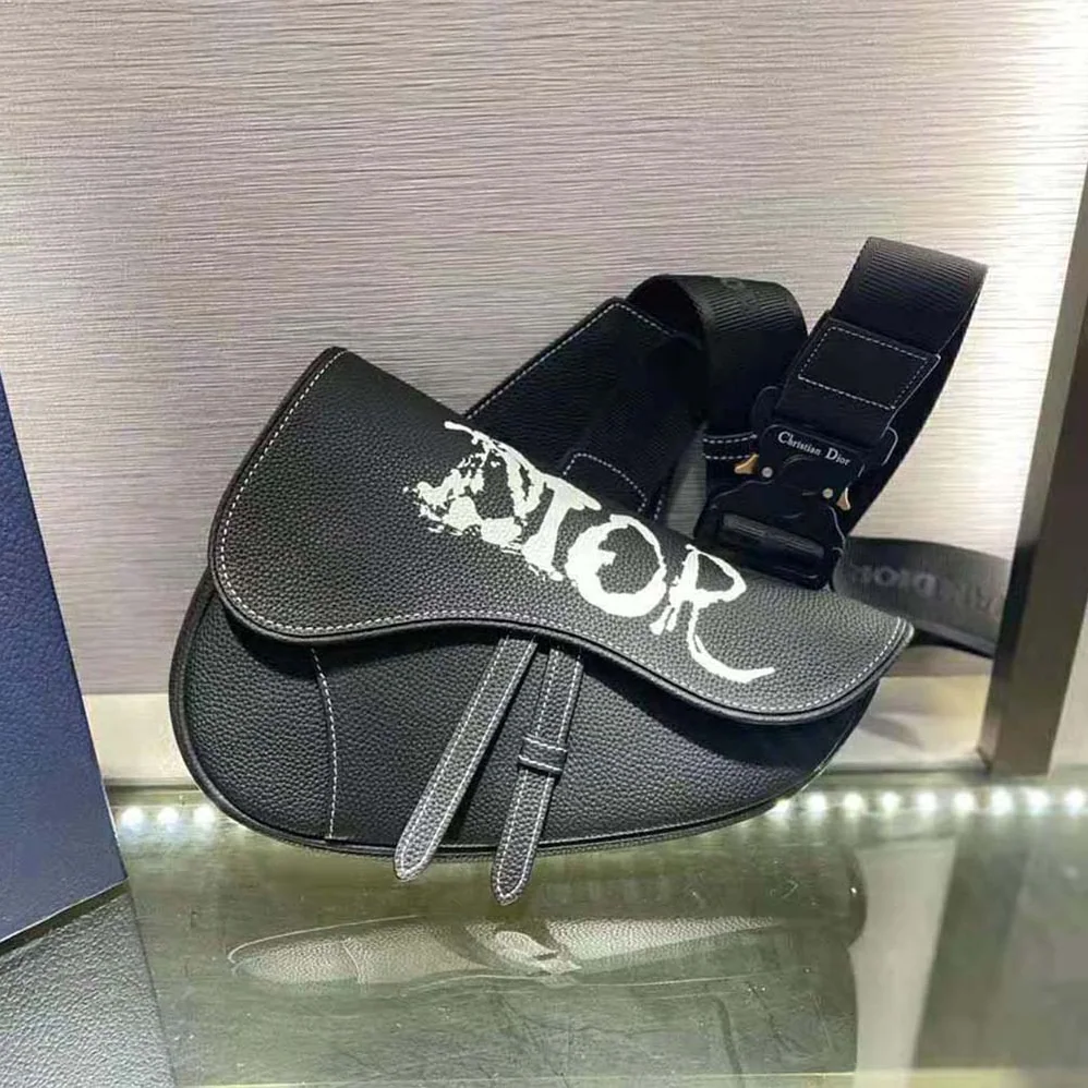 Dior Peter Doig Saddle Bag Black Grained Calfskin for Men Dior Peter Doig Saddle Bag Black Grained Calfskin for Men
