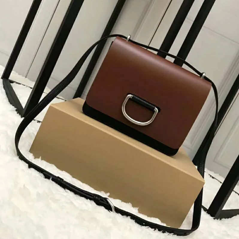 Burberry The Small Leather D-Ring Bag for Women in Brown Burberry The Small Leather D-Ring Bag for Women in Brown