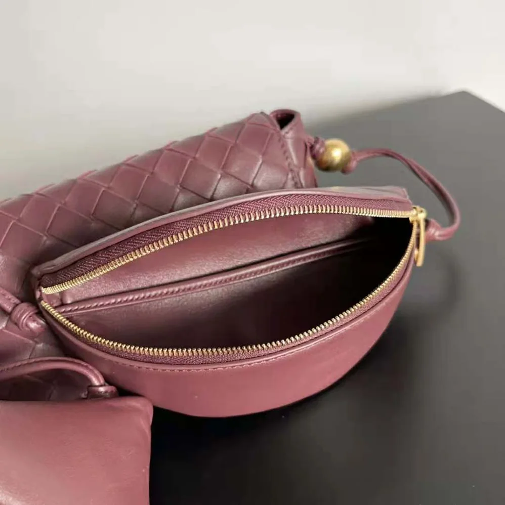 Bottega Veneta Intrecciato Leather Multi Pouch On Strap for Women in Maroon Bottega Veneta Intrecciato Leather Multi Pouch On Strap for Women in Maroon