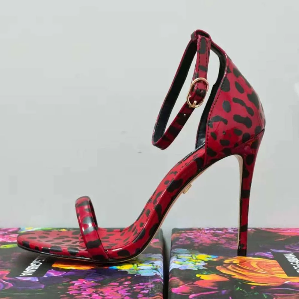 Dolce Gabbana D&G Sandals in Red Leopard for Women in Print Patent Leather