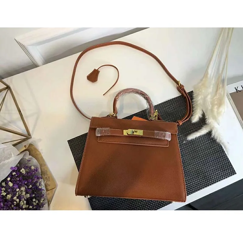 Hermes Kelly Sellier 32 Bag in Togo Leather in Brown