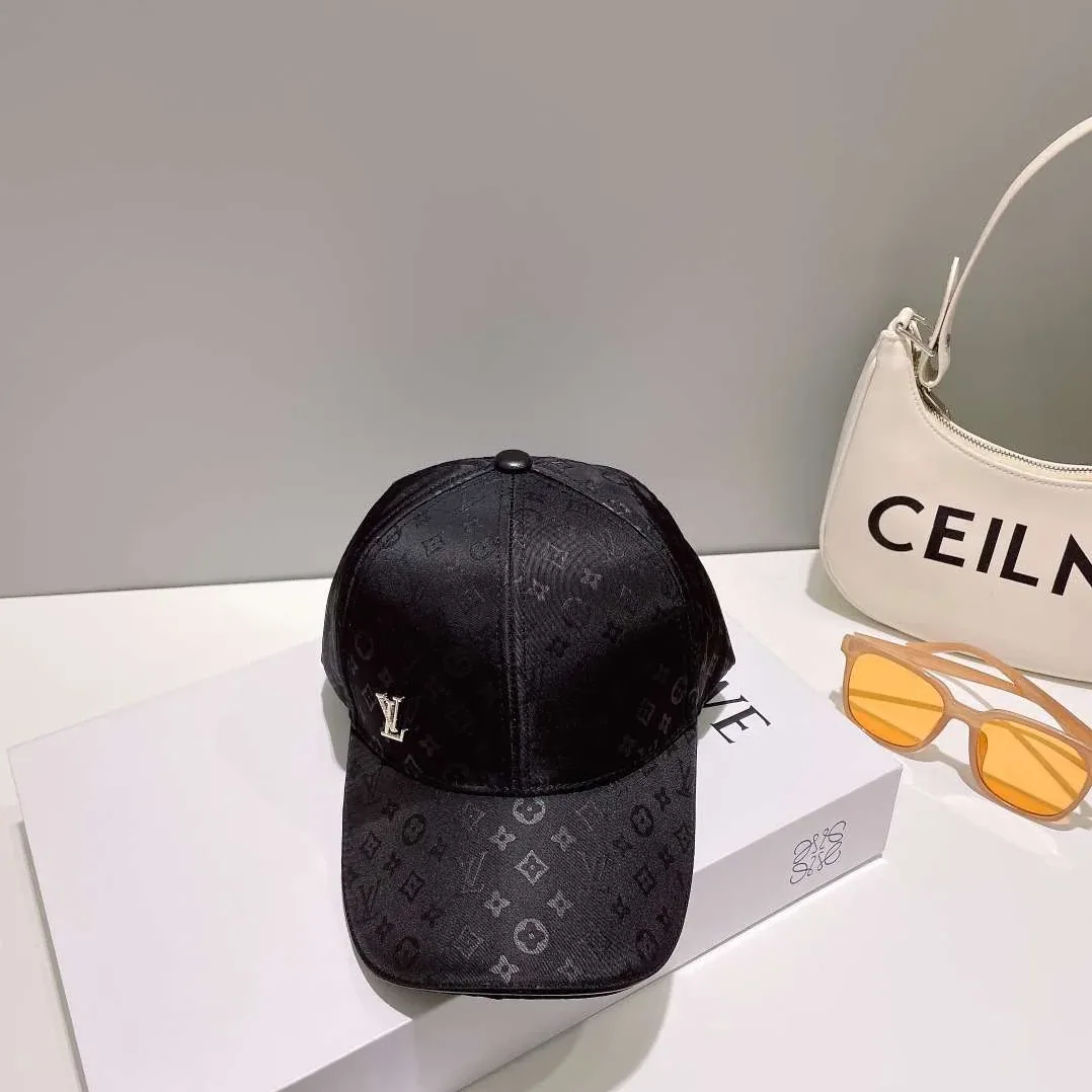 Louis Vuitton Iconic Cap Black Louis Vuitton Iconic Cap Black