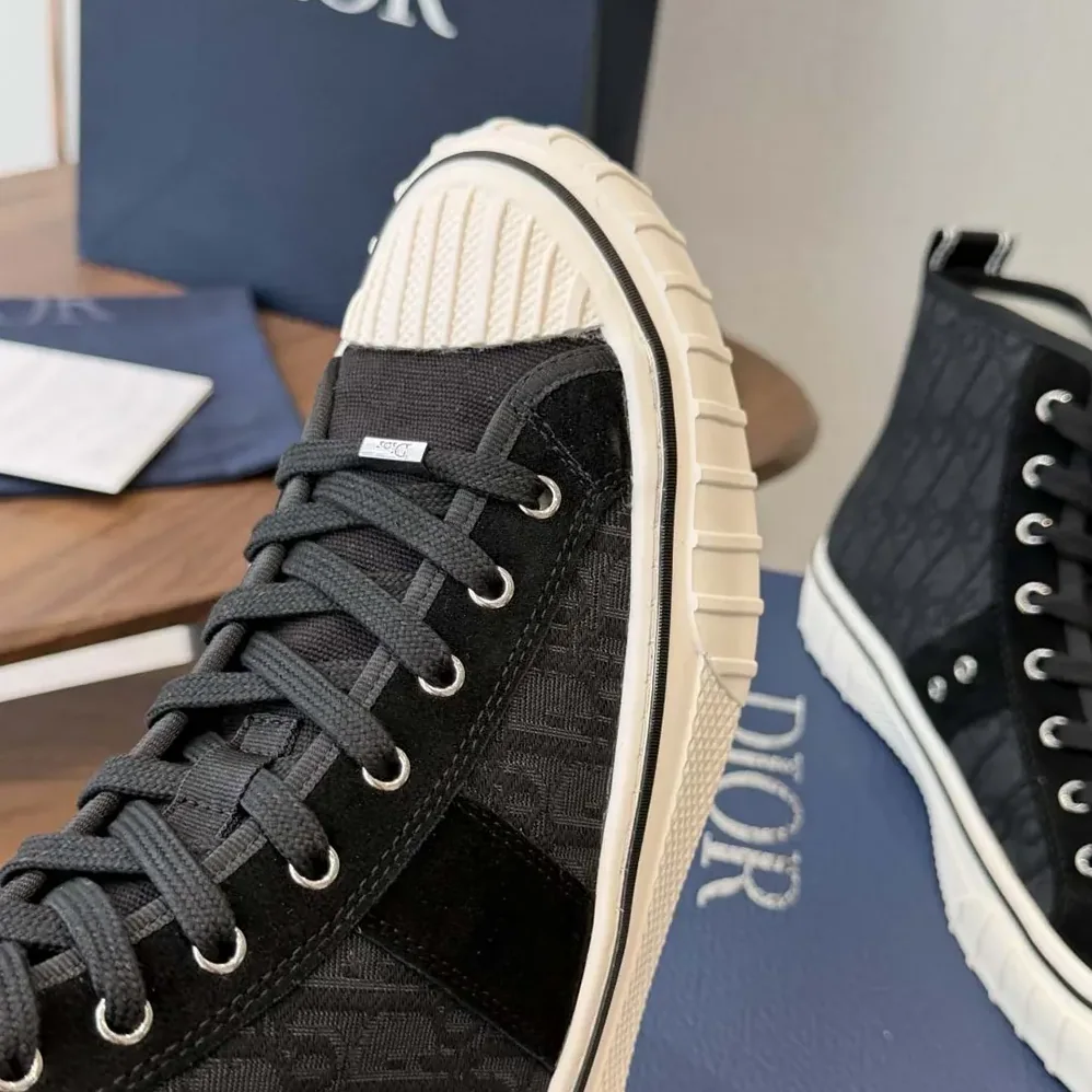 Dior Hooper High-Top Sneaker Black Dior Oblique Jacquard and Black Suede Calfskin for Unisex Dior Hooper High-Top Sneaker Black Dior Oblique Jacquard and Black Suede Calfskin for Unisex