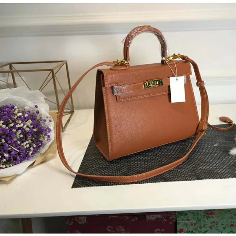 Hermes Kelly Sellier 32 Bag in Togo Leather in Brown