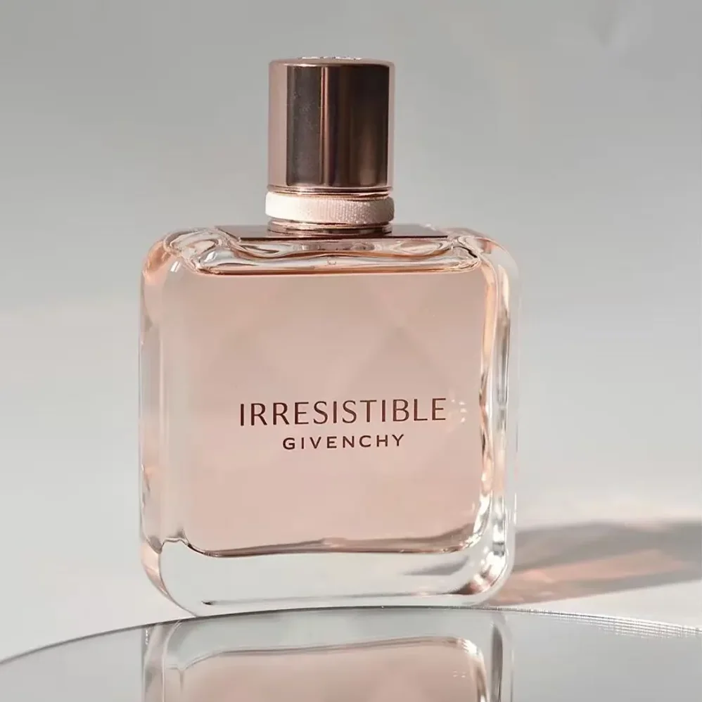 Givenchy Irresistible Eau de Parfum Fruity Woody Floral for Women