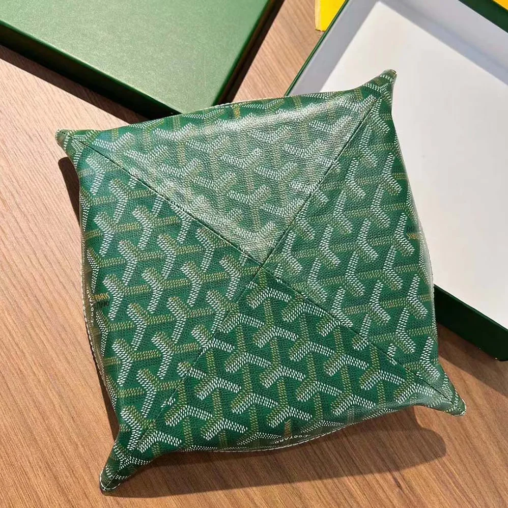 Goyard Vide Poche Fourre-tout for Unisex in Green Goyard Vide Poche Fourre-tout for Unisex in Green