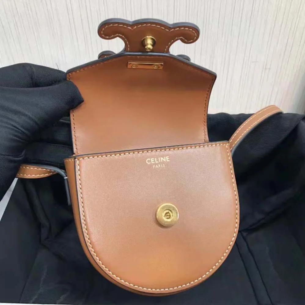 Celine Mini Besace Cuir Triomphe in Smooth Calfskin for Women in Brown Celine Mini Besace Cuir Triomphe in Smooth Calfskin for Women in Brown