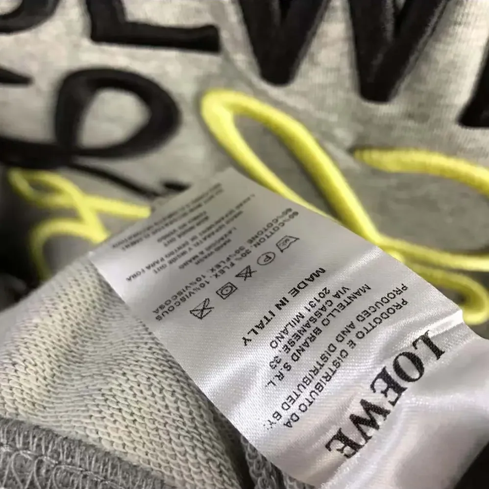 Loewe Anagram Regular Fit Sweatshirt in Cotton for Men in Gray/Yellow