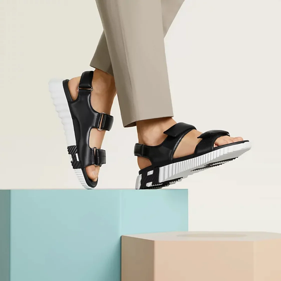 Hermes Junior Sandals Noir Hermes Junior Sandals Noir