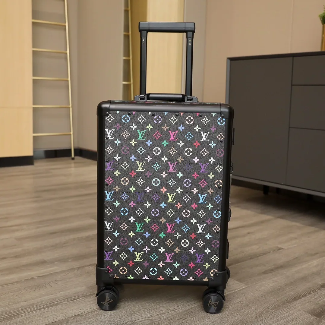 Louis Vuitton Horizon 55 Suitcase in Monogram Black Black Hardware Louis Vuitton Horizon 55 Suitcase in Monogram Black Black Hardware