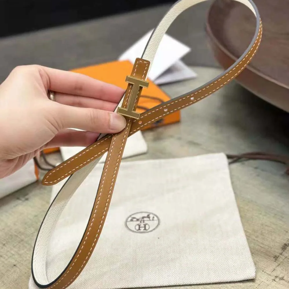 Hermes Focus Belt Buckle & Reversible Leather Strap 13 mm for Women in Gold/White