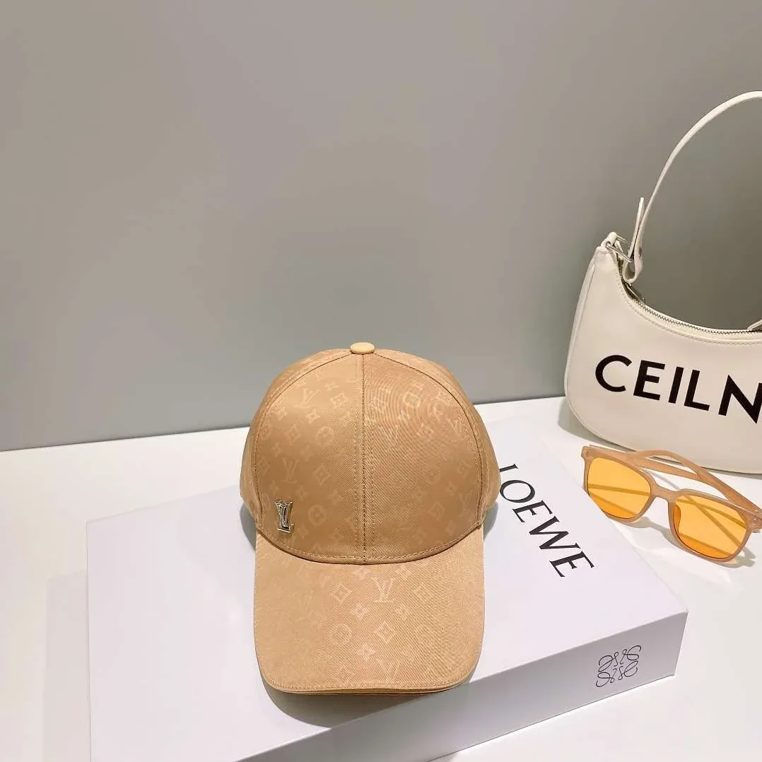 Louis Vuitton Iconic Cap Beige Louis Vuitton Iconic Cap Beige