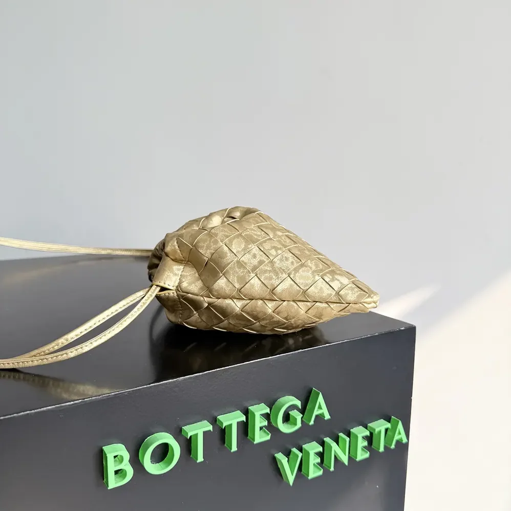 Bottega Veneta Small Dustbag for Women in Gold