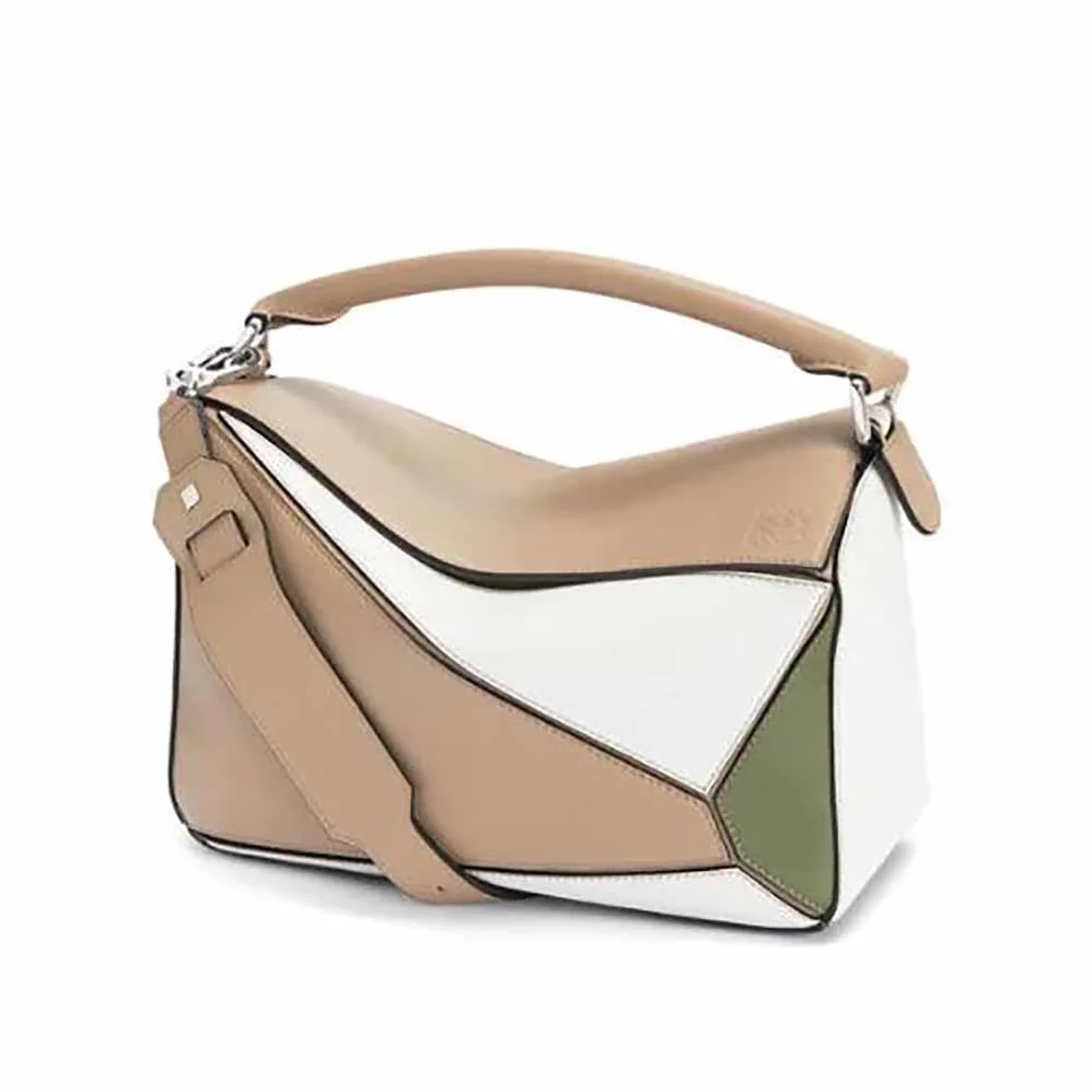 Loewe Puzzle Bag in Classic Calfskin for Women in White Loewe Puzzle Bag in Classic Calfskin for Women in White