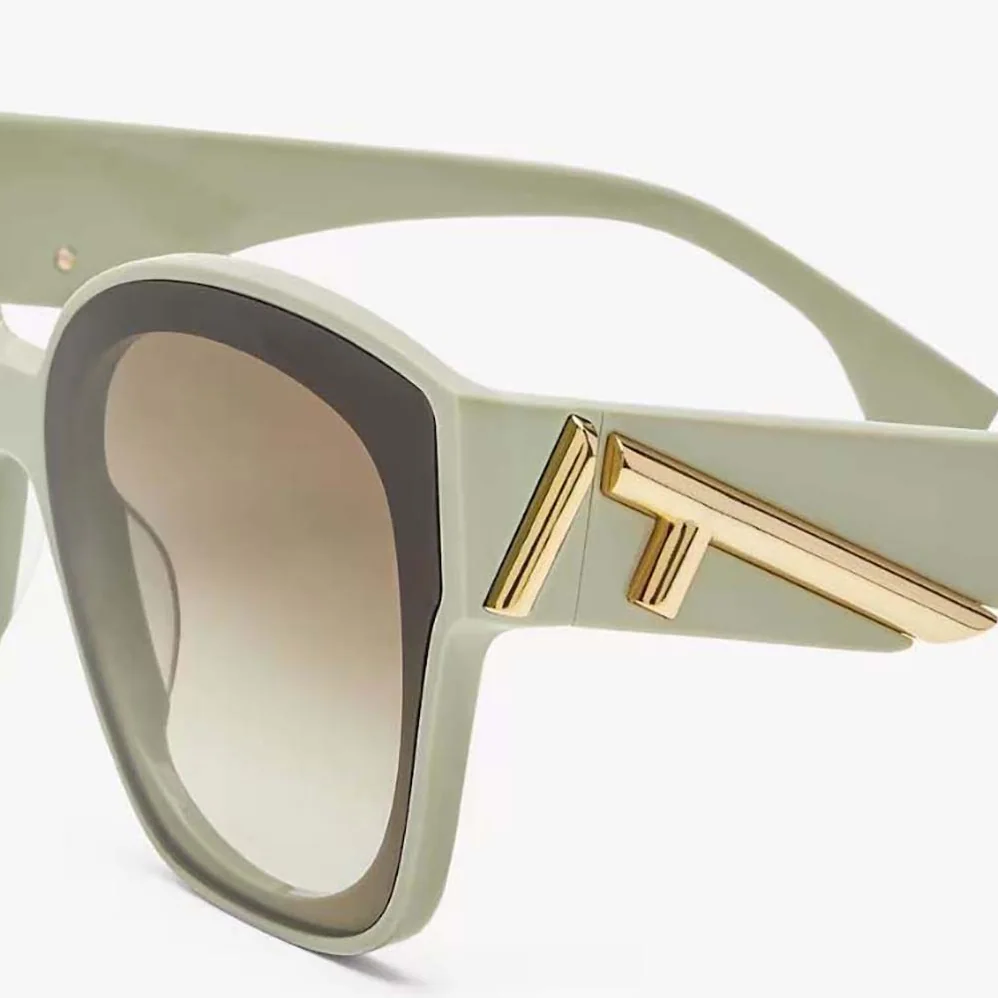 Fendi Square Fendi First Mint Green Acetate Sunglasses for Women Fendi Square Fendi First Mint Green Acetate Sunglasses for Women