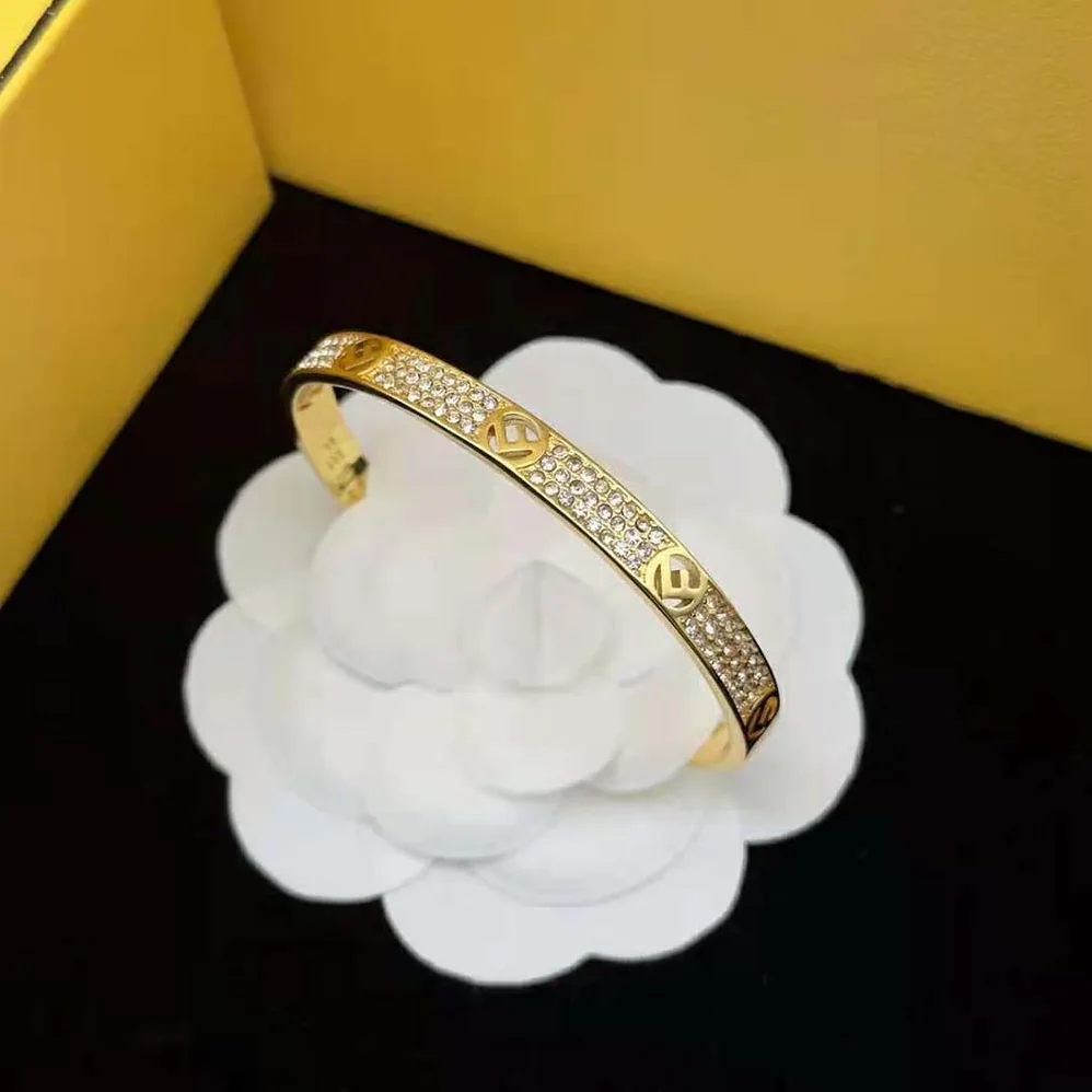 Fendi F Is Fendi Bracelet Gold for Women in coloured Fendi F Is Fendi Bracelet Gold for Women in coloured