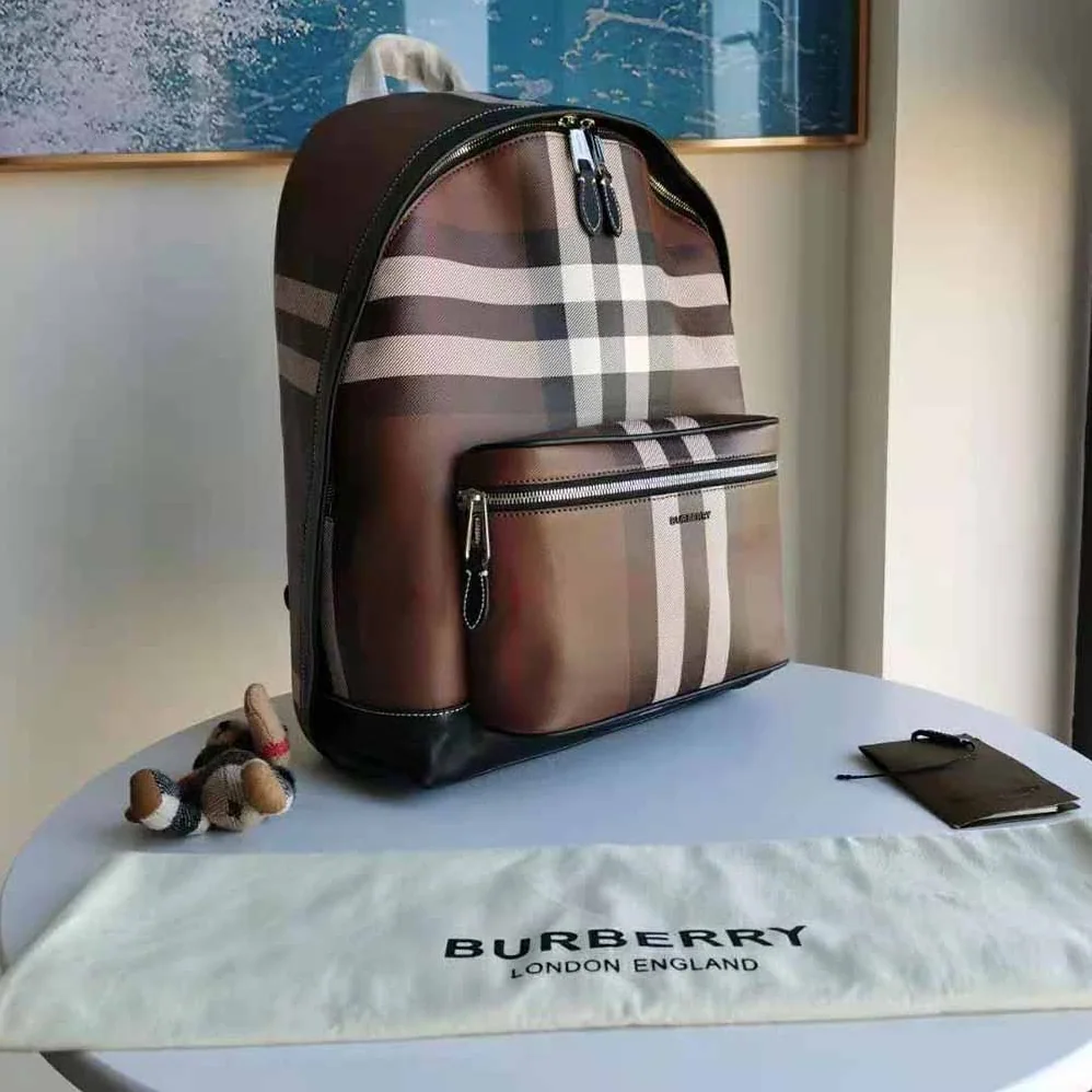 Burberry Check E-canvas Backpack for Men in Brown Burberry Check E-canvas Backpack for Men in Brown
