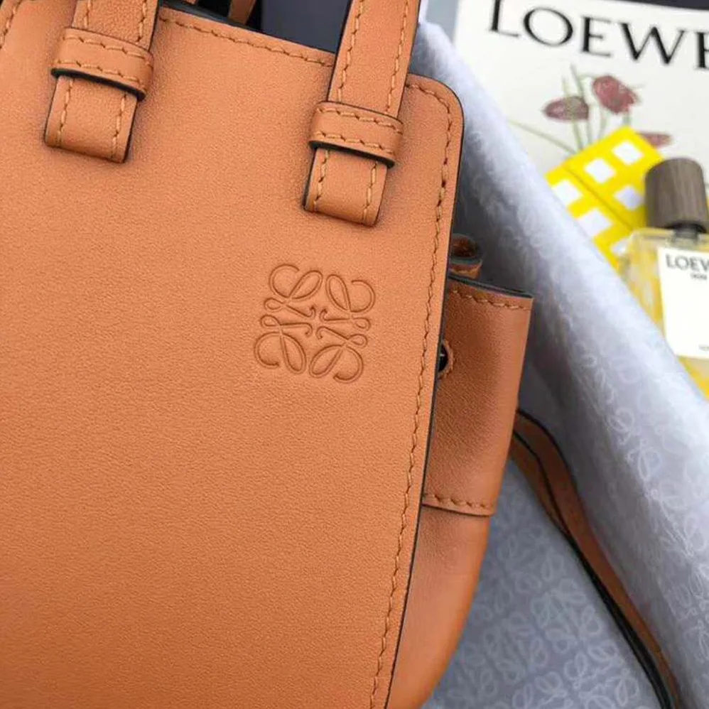 Loewe Hammock Dw Mini Bag in Nappa Calf for Women in Brown Loewe Hammock Dw Mini Bag in Nappa Calf for Women in Brown