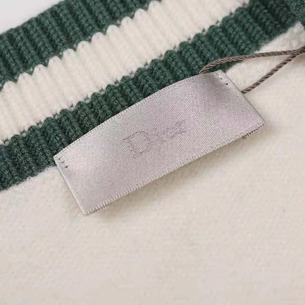 Dior Oversized Cactus Jack Dior Sleeveless Sweater Ecru Cashmere Knit for Men Dior Oversized Cactus Jack Dior Sleeveless Sweater Ecru Cashmere Knit for Men