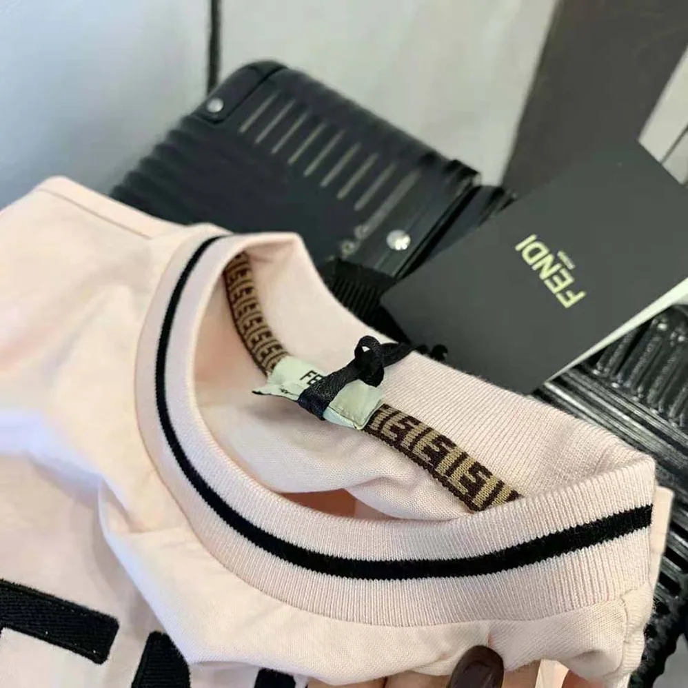 Fendi Pink Jersey T-shirt with Crew Neck and Short Sleeves for Women Fendi Pink Jersey T-shirt with Crew Neck and Short Sleeves for Women