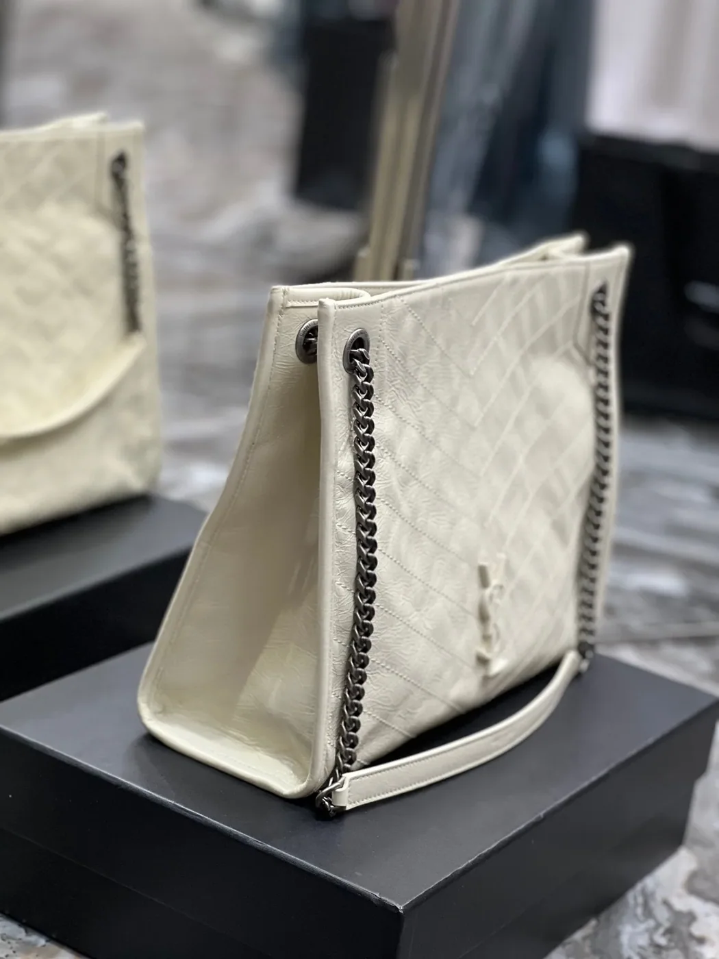 Saint Laurent Niki Shopping Medium Tote Bag in White Silver Hardware