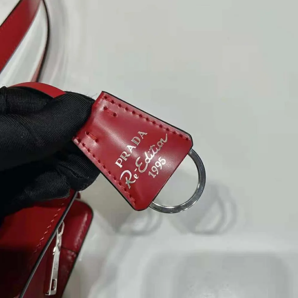 Prada Re-Edition 1995 Brushed-Leather Medium Handbag for Women in Red Prada Re-Edition 1995 Brushed-Leather Medium Handbag for Women in Red