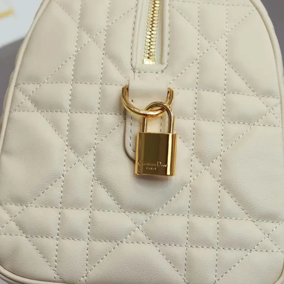 Dior Groove 25 Bag Dusty Ivory Macrocannage Calfskin for Women