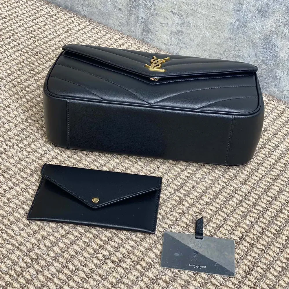 Saint Laurent YSL Loulou Medium in Matelasse Lambskin for Women in Black Saint Laurent YSL Loulou Medium in Matelasse Lambskin for Women in Black