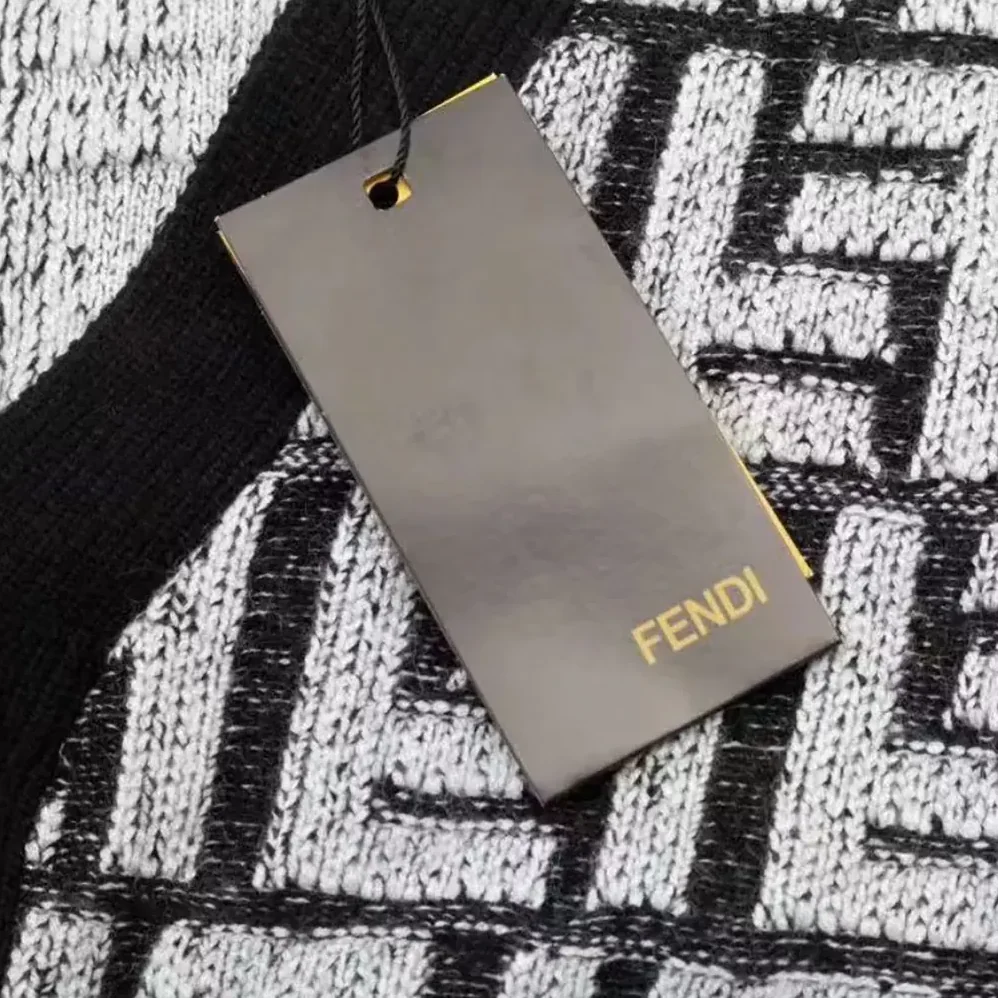 Fendi Cardigan Black FF Cashmere Cardigan for Men Fendi Cardigan Black FF Cashmere Cardigan for Men